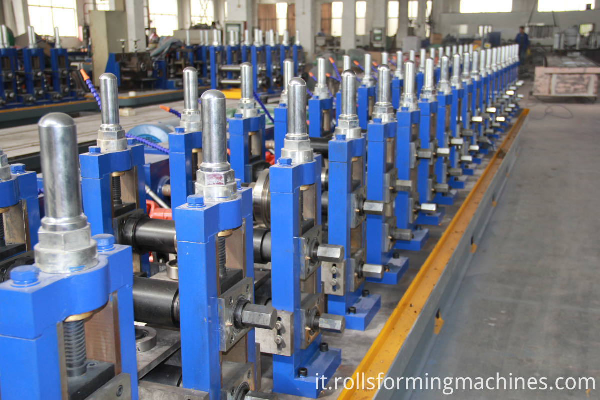 macchina per fabbricare tubi pipe making machine